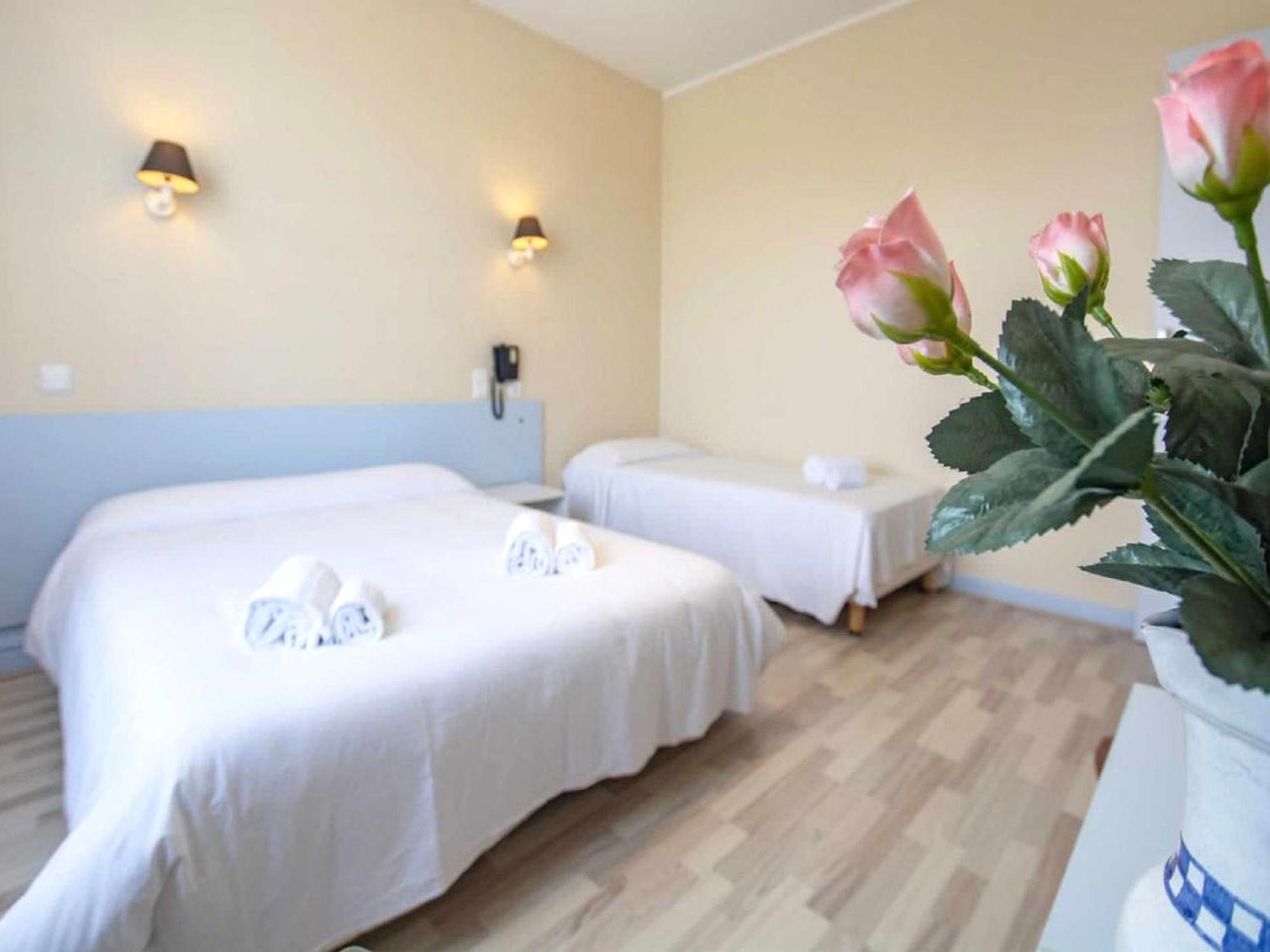 Le Relais De La Route Bleue Ξενοδοχείο Saint-Loup  Εξωτερικό φωτογραφία